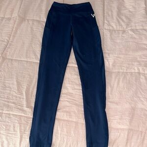 VANQUISH navy leggings